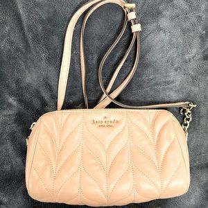 Kate Spade light pink quilted cross body bad